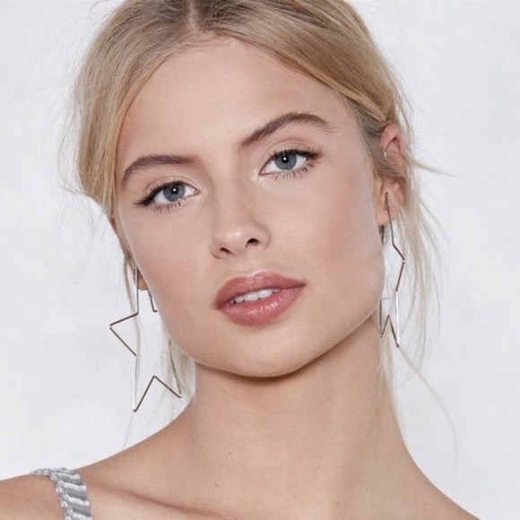 Boho Silver Star Wire earrings - Picture 6 of 8